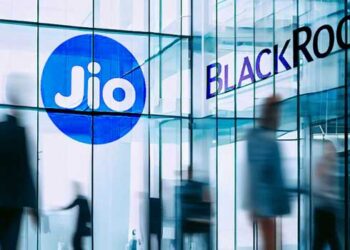 റീട്ടെയ്ൽ നിക്ഷേപകർക്ക് ജിയോ ഫിനാൻസ് ആപ്പിലൂടെ ജിയോബ്ലാക്ക്‌റോക്ക് ഫണ്ടുകളിൽ നിക്ഷേപം നടത്താം, വരുന്ന എൻഎഫ്ഒകളിൽ പങ്കാളികളാകാം, പ്രഥമ എഎൻഎഫ്ഒയിലൂടെ സമാഹരിച്ചത് 17,800 കോടി