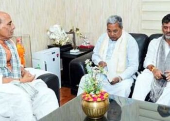 കസേര വിട്ടുതരുമെന്ന് കരുതേണ്ട…!! ഇപ്പോൾ കർണാടകയിൽ മുഖ്യമന്ത്രി സ്ഥാനമൊന്നും ഒഴിവില്ല, ആ കസേരയിൽ ഞാനുണ്ട്, 50-50 ഫോർമുല എന്നൊന്നില്ല- നേതൃമാറ്റ ഊഹാപോഹങ്ങൾ തള്ളി സിദ്ധരാമയ്യ