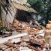 കോട്ടയം മെഡിക്കൽ കോളേജ് ആശുപത്രിയിലെ കെട്ടിടം തകർന്നു, തകർന്നത് 14-ാം വാർഡിന്റെ ഒരു ഭാഗം, ഒരു കുട്ടിയെ രക്ഷപ്പെടുത്തി
