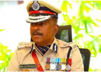 തൃശൂർ പൂരം അലങ്കോലപ്പെടൽ: എഡിജിപി എംആർ അജിത് കുമാറിനെതിരെ നടപടി വേണം, ആഭ്യന്തര സെക്രട്ടറിയുടെ റിപ്പോർട്ട് മുഖ്യമന്ത്രിക്ക്