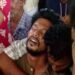 ഉറുമ്പ് അരിമണി കൂട്ടിവയ്ക്കുന്നപോലെ മക്കൾക്കായി ഓരോന്നും കരുതിവയ്ക്കുന്ന അമ്മ, ആ അമ്മയുടെ കയ്യിലേക്ക് ആദ്യ ശമ്പളം വച്ചുകൊടുക്കാൻ ഓടിയെത്തിയ മകൻ, കണ്ടത് അമ്മയുടെ ചേതനയറ്റ ശരീരം