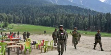 26/11 മുംബൈ ആക്രമണത്തിന് സമാനമാകണം!! ‘പഹൽഗാം ഭീകരാക്രമണത്തിന് നിർദ്ദേശം നൽകിയത് പാക് ഉന്നത സൈനിക-രാഷ്ട്രീയ നേതൃത്വം, ആസൂത്രണം ചെയ്തത് ISIയും ലഷ്കറെയും ചേർന്ന്!! പ്രാവർത്തികമാക്കിയത് ഭീരകർ, കാശ്മീർ ഭീകരരെ ഒഴിവാക്കിയത് രഹസ്യാത്മകത സൂക്ഷിക്കാൻ’- റിപ്പോർട്ട്