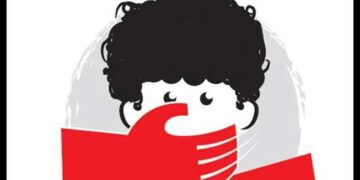 നൃത്തപരിപാടിക്കിടെ വിദ്യാർഥിയോട് അടുപ്പം!! ഒഴിഞ്ഞുമാറാൻ ശ്രമിച്ച വിദ്യാർഥിയെ മൂന്നാമതൊരാളെ വച്ച ബന്ധത്തിനു നിർബന്ധിച്ചു, മാനസികബുദ്ധിമുട്ട് മറികടക്കാനെന്ന പേരിൽ നൽകിയതു ഗുളികകൾ, പ്ലസ് വിദ്യാർഥിയെ പീഡിപ്പിച്ച അധ്യാപിക അറസ്റ്റിൽ