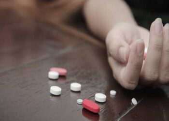 അന്തേവാസികളിൽ ചിലർ പരിഹസിച്ചു, ആത്മഹത്യയ്ക്ക് ശ്രമിച്ച ശ്രീചിത്ര പുവർഹോമിലെ മൂന്നു പെൺ‌കുട്ടികൾ ആശുപത്രിയിൽ