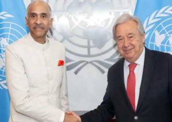 ഇന്ത്യ സാമ്പത്തികമായി മുന്നേറുമ്പോൾ മറുഭാ​ഗത്ത് മതഭ്രാന്തും ഭീകരതയും നിറയ്ക്കുന്ന, ഐഎംഎഫിൽ നിന്ന് തുടർച്ചയായി കടം വാങ്ങുന്നത ഒരു പാക്കിസ്ഥാൻ ഉണ്ട്’- പാർവഥനേനി ഹരിഷ്