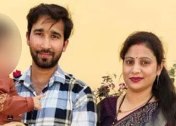 ഭാര്യക്ക് പിന്നാലെ ഒരുവയസ്സുള്ള കുഞ്ഞുമായി ബിഎസ്എഫ് ജവാനും ​ഗംഗാനദിയിൽ ചാടി, മൂവർക്കായുള്ള തിരച്ചിൽ തുടരുന്നു