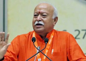 ജനസംഖ്യ വ്യതിയാനം ഉണ്ടാകുന്നത് മതപരിവർത്തനം മൂലം!! ബ്രിട്ടീഷുകാർ കാരണം ഇന്ത്യൻ വിദ്യാഭ്യാസ സമ്പ്രദായം ഇല്ലാതായി- മോഹൻ ഭാഗവത്