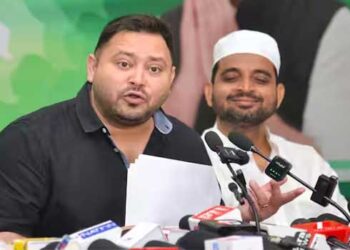 ‘എല്ലില്ലാത്ത നാവുകൊണ്ട് പ്രധാനമന്ത്രി നുണകളുടെയും വ്യാജ വാഗ്ദാനങ്ങളുടെയും ഹിമാലയം തന്നെ സൃഷ്ടിക്കും’!! സമൂഹമാധ്യമത്തിൽ പ്രധാനമന്ത്രിക്കെതിരെ അധിക്ഷേപ പോസ്റ്റിട്ടു, തേജസ്വിക്കെതിരെ മഹാരാഷ്ട്രയിൽ കേസ്