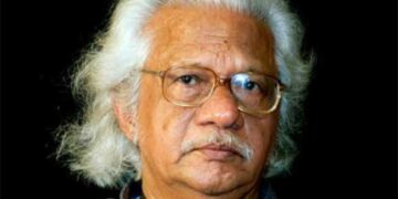 ‘സർക്കാർ പട്ടികജാതി പട്ടികവർഗത്തിന് നൽകുന്ന പണം ഒന്നരക്കോടിയാണ്. അഴിമതിക്കുള്ള വഴിയുണ്ടാക്കുകയാണെന്ന് ഞാൻ മുഖ്യമന്ത്രിയോട് പറഞ്ഞിരുന്നു, വാണിജ്യ സിനിമ എടുക്കാനുള്ള കാശല്ല, സ്ത്രീയായത് കൊണ്ട് മാത്രം പണം കൊടുക്കരുത്’- ആക്ഷേപിച്ച് അടൂർ