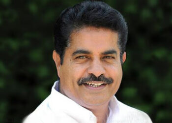 എതിര്ഭാഗത്തും സമാന ആരോപണങ്ങള് നേരിടുന്നവരുണ്ടല്ലോ; അവര്ക്കില്ലാത്ത എന്തു പ്രശ്നമാണ് രാഹുലിനുള്ളത് ; എല്ലാവര്ക്കും തുല്യനീതിവേണം, പൂര്ണ്ണ പിന്തുണയുമായി അടൂര് പ്രകാശ് എംപി