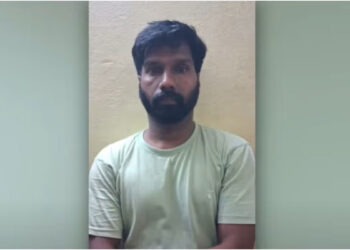 അമ്മയ്ക്കൊപ്പം ലോഡ്ജിലെത്തിയ 14കാരിയോട് ക്രൂരത, ചേച്ചി കണ്ടത് പറഞ്ഞിട്ടും അമ്മ മറച്ചുവച്ചു; കുട്ടി അധ്യാപികയെ അറിയിച്ചു, ഓട്ടോ ഡ്രൈവർ പിടിയിൽ