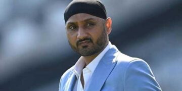 “വീട്ടിലേക്ക് തിരിച്ചെത്തുമോ എന്നുപോലും ഉറപ്പില്ലാതെ സൈനികർ അതിർത്തിയിൽ കാവൽ നിൽക്കുമ്പോൾ, ഇന്ത്യ എങ്ങനെയാണ് പാക്കിസ്ഥാനെതിരെ ക്രിക്കറ്റ് കളിക്കാൻ പോകുന്നത്? പാക്കിസ്ഥാനിൽ വിളിച്ചുകൂവുന്നതെല്ലാം ഇന്ത്യയിൽ വിളമ്പാൻ നിക്കണ്ട:- മാധ്യമങ്ങളോട് ഹർഭജൻ