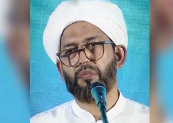 ദിക്ർ ആയാലും ബാങ്കുവിളി ആയാലും അമിത ശബ്ദം ഒഴിവാക്കണം, കേൾക്കേണ്ട സ്ഥലത്ത് കേൾപ്പിക്കണം!! ആരാധനാകർമ്മങ്ങളിൽ അമിതമായ ശബ്ദം പാടില്ലെന്നാണ് പ്രവാചക വചനം- എസ്.വൈ.എസ്. ജനറൽ സെക്രട്ടറി