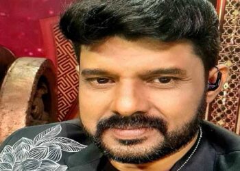 നടൻ കലാഭവൻ നവാസ് ഹോട്ടൽ മുറിയിൽ മരിച്ച നിലയിൽ!! മരണം ഷൂട്ടിങ്ങിനായി ചോറ്റാനിക്കരയെത്തിയപ്പോൾ, ഹൃദയാഘാതമെന്ന് സംശയം