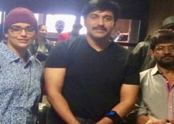 ‘രാഷ്ട്രീയത്തിൽ ഇത്തരം വൃത്തികെട്ട കളികൾ സാധാരണമാണ്, എന്നാൽ നമ്മുടെ ഇൻഡസ്ട്രിയിലും ഇതുണ്ടാകുമെന്ന് ഞാൻ പ്രതീക്ഷിച്ചില്ല!! ഇപ്പോൾ നടക്കുന്നത് വെറും അസംബന്ധം, പൂർണ പിന്തുണയുമായി നിങ്ങൾക്കൊപ്പം നിൽക്കുന്നു’- നടൻ റഹ്മാൻ