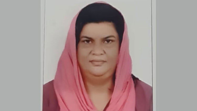 യുഎഇയിൽ പ്രവാസി മലയാളി മരിച്ച നിലയിൽ, വി‌ട പറഞ്ഞത് ഷാർജ ഇന്ത്യൻ സ്കൂൾ ജീവനക്കാരി