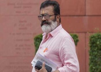 പതിവ് തെറ്റിച്ചില്ല, അങ്ങാടിയിൽ തോറ്റതിന് കലിപ്പ് മാധ്യമങ്ങളോട്!! ‘ഇത്രത്തോളം സഹായിച്ചതിനു നന്ദി’- സുരേഷ് ​ഗോപി, കന്യാസ്ത്രീകളുടെ വീടു സന്ദർശിക്കുമോ? വോട്ടു ചേർത്തെന്ന ആരോപണങ്ങളിൽ എന്താണു പ്രതികരണം?- മറുപടിയില്ല