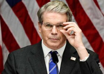 ആഹാ… നല്ല ബെസ്റ്റ് ന്യായീകരണം!! ഇന്ത്യയോടുള്ള അമേരിക്കയുടെ ‘ചിറ്റമ്മ നയ’ത്തിനു പിന്നിൽ റഷ്യൻ എണ്ണ മറിച്ചു വിറ്റ് ഇന്ത്യ ലാഭം കൊയ്യുന്നു, അതുവഴി ഇന്ത്യ സമ്പാദിക്കുന്നത് ശതകോടികൾ… എന്നാൽ ചൈന അങ്ങനെയല്ല- യുഎസ്