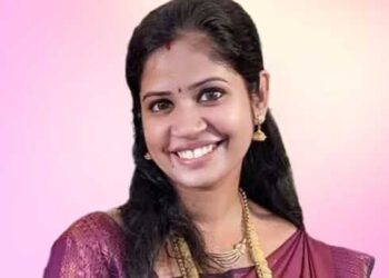 ഓണാഘോഷത്തിൽ പങ്കെടുക്കാൻ പോകുന്നതിനിടെ അജ്ഞാത വാഹനമിടിച്ച് അധ്യാപികയ്ക്ക് ദാരുണാന്ത്യം, ഇടിയുടെ ആഘാതത്തിൽ അധ്യാപികയുടെ കൈ വേർപ്പെട്ടു