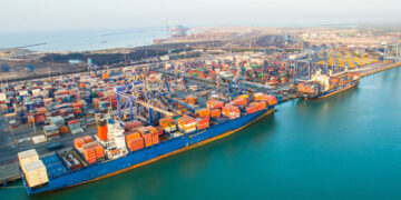 അമേരിക്കയെ സോപ്പിടാൻ അദാനി!!! യു എസ് ഉപരോധമുള്ള ടാങ്കര്കപ്പലുകള്ക്ക് അദാനി പോര്ട്ടിലും വിലക്ക്, റഷ്യന് എണ്ണ ഇറക്കുമതിക്ക് തിരിച്ചടിയായേക്കും