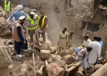 ‘പ്രാകൃത താലിബാൻ നിയമം’ ബന്ധുക്കളല്ലാത്ത പുരുഷന്മാർ സ്ത്രീകളെ സ്പർശിക്കാൻ പാടില്ല!! ദുരന്തമുഖത്ത് നിന്ന് അർദ്ധ പ്രാണനായവരെ തിരിഞ്ഞുനോക്കാതെ മൂലയ്ക്കിരുത്തി രക്ഷാപ്രവർത്തകർ, ദുരന്തഭൂമിയിൽ കെട്ടിടാവശിഷ്ടങ്ങൾക്കിടയിൽ മരണംവരിച്ച് സ്ത്രീകൾ, മൃതദേഹം പുറത്തെടുത്തത് വസ്ത്രങ്ങളിൽ പിടിച്ചു വലിച്ചു നിരക്കി