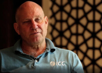 പൈക്രോഫ്റ്റ് ശ്രമിച്ചത് നാണക്കേട് ഒഴിവാക്കാൻ, റഫറി സ്ഥാനത്തുനിന്ന് നീക്കില്ലെന്ന് ഐസിസി, അടുത്ത കളി മുതൽ ബഹിഷ്കരണം പ്രഖ്യാപിച്ച് പാകിസ്താൻ, ഇന്ത്യക്കെതിരെ അച്ചടക്ക നടപടിക്ക് സാധ്യത