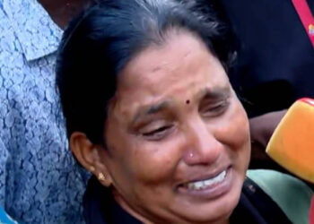 വിജയ് വിജയ് എന്ന് പറഞ്ഞ് എല്ലാവരും മരിച്ചല്ലോ… ‘അടുത്ത മാസം കല്യാണമായിരുന്നു. രണ്ടുപേരും പോയി’ ആളുകൾ എന്റെ മക്കള ചവിട്ടിക്കൊന്നു…കരൂർ ദുരന്തത്തിൽ മരിച്ചവരിൽ പ്രതിശ്രുത വരനും വധുവും, ചങ്ക് തർന്ന് കുടുംബം