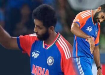 നാടകീയ രം​ഗങ്ങൾ തുടരുന്നു!! പറന്നുയർന്ന ഹാരിസ് റൗഫിന്റെ വിമാനം ഇടിച്ചുവീഴ്ത്തി ജസ്പ്രീത് ബുമ്ര- വീഡിയോ