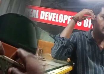 30,000 പോരാ, 50,000 തന്നെ വേണം!! പുരയിടം നിരപ്പാക്കാൻ മണ്ണുലോബിയോട് അരലക്ഷം രൂപ കൈക്കൂലി ചോദിക്കുന്ന സിപിഎം ബ്രാഞ്ച് സെക്രട്ടറിയുടെ വീഡിയോ പുറത്ത്, നേതാവ് മാല പിടിച്ചുപറി കേസിലും പ്രതി