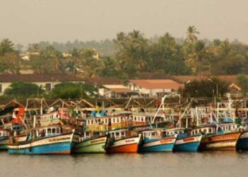 20 വർഷം മുൻപ് മരിച്ചവർ വരെ ജാമ്യക്കാർ!! സേവിങ്സ് അക്കൗണ്ടുകൾ വഴി നടന്നതു കോടിക്കണക്കിന് രൂപയുടെ ഇടപാടുകൾ, വലിയ തുകകൾ സ്ഥിരനിക്ഷേപമായി ലഭിച്ചിരുന്ന ദിവസങ്ങളിൽ തുക അക്കൗണ്ട് ഉടമകൾ അറിയാതെ പിൻവലിച്ചു, സിപിഎം നേതൃത്വത്തിലുളള കണ്ണൂർ മത്സ്യത്തൊഴിലാളി സഹകരണ സംഘത്തിൽ കോടികളുടെ വ്യാജ വായ്പാ തട്ടിപ്പ്