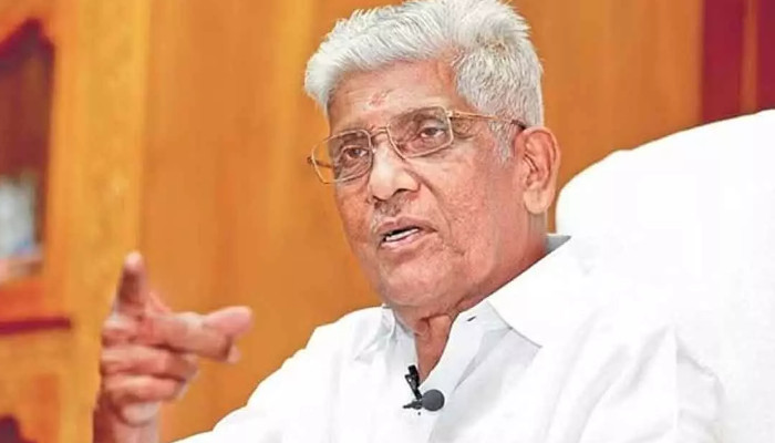 യഥാര്ത്ഥ ഭക്തര്ക്ക് വേണ്ടി സംസാരിക്കണം… അല്ലാതെ തിരഞ്ഞെടുപ്പ് ആകുമ്പോള് കപട ഭക്തി കാണിച്ചു വരുന്നവരെ സപ്പോര്ട്ട് ചെയ്യുകയല്ല വേണ്ടത്… അയ്യപ്പന് വേണ്ടി തെരുവുകളില് ഇറങ്ങിയ സ്ത്രീകള്ക്കു ഒരു വിലയും ഇല്ലായിരുന്നോ ?? കഴിഞ്ഞ 10 വർഷത്തോളം ഹിന്ദുക്കളെ ദ്രോഹിച്ചുകൊണ്ടിരിക്കുന്നവർക്ക് സിന്ദാബാദ് വിളിക്കുന്ന സംഘടനയിൽ തുടരാൻ താല്പര്യമില്ല, സുകുമാരൻ നായരുടെ നിലപാടിൽ പുകഞ്ഞ് എൻഎസ്എസ്, നിരവധി പേർ രാജിവച്ചു