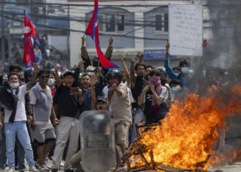 പുതിയൊരു  നേപ്പാള്‍ പടുത്തുയര്‍ത്തണം!!! വരാനിരിക്കുന്നത് സാമ്രാജ്യത്തിന്റെ ദിനങ്ങൾ, അനീതിയെ തുടച്ചുനീക്കുന്ന കൊടുങ്കാറ്റായി നമ്മള്‍ മാറണം,  നമ്മള്‍ പ്രതികരിച്ചില്ലെങ്കില്‍ മറ്റാര്  പ്രതികരിക്കും?   ജെന്‍ സി പ്രക്ഷോഭത്തിന്  ശക്തി പകർന്ന്  സ്‌കൂള്‍വിദ്യാര്‍ഥിയുടെ  പ്രസംഗം