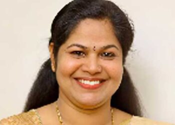 മകനുമായി വാക്കുതർക്കം, കൊച്ചി കോർപ്പറേഷൻ മുൻ കൗൺസിലർക്ക് കുത്തേറ്റു, സംഭവസ്ഥലത്ത് നിന്ന് മകൻ ഓടിരക്ഷപ്പെട്ടെന്ന് പോലീസ്