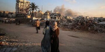 കാറിലിരുന്ന ഹമാസ് പ്രവർത്തകനെ വെടിവെച്ചു കൊലപ്പെടുത്തി ഇസ്രയേൽ!! ഹിസ്ബുള്ളയ്ക്ക് വേണ്ടി ആയുധങ്ങൾ നിർമ്മിക്കുകയായിരുന്നുവെന്ന് വിശദീകരണം, ബന്ദികളെ ഹമാസ് തുരങ്കങ്ങളിൽനിന്ന് മാറ്റുന്നു; കരയാക്രമണം ഭയന്ന് ഗാസ വിട്ടത് 4 ലക്ഷം പേർ