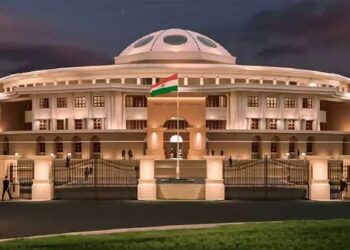 ഭരണഘടനയിലെ 14, 19, 21 ആർട്ടിക്കിളുകൾ സങ്കൽപ്പിച്ച് മൂന്ന് ടവറുകൾ!! ചീഫ് ജസ്റ്റിസിന്റേതുൾപ്പെടെ 61 കോടതി ഹാളുകൾ… വരുന്നു കളമശേരിയിൽ 27 ഏക്കറിൽ 1000 കോടിയുടെ ജുഡീഷ്യൽ സിറ്റി