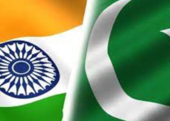 ഒരേസസമയം  ഒസാമ ബിൻ ലാദനെ  സംരക്ഷിക്കുകയും ഭീകരവാദവിരുദ്ധ യുദ്ധത്തിൽ പങ്കാളിയായി അഭിനയിക്കുകയും ചെയ്തു, ഒരു നാടകത്തിനും നുണകൾക്കും സത്യത്തെ മറച്ചുവയ്ക്കാനാവില്ല, ഭീകരവാദത്തിന്റെ അടിവേരുതന്നെ പാകിസ്ഥാനാണ്, പാക് പ്രധാനമന്ത്രിയുടെ  ആരോപണങ്ങൾക്ക് തിരിച്ചടിച്ച് ഇന്ത്യ