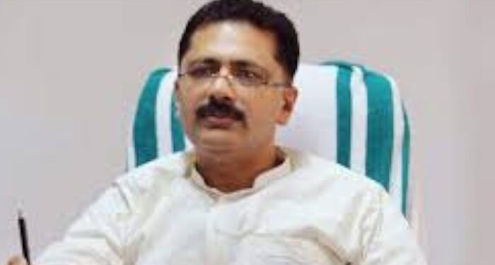 ദുബായില്‍ എവിടെയാണ് ഫിറോസിന്റെ കമ്പനി??? പണം വാങ്ങിയത് ഇല്ലാത്ത കമ്പനി ലേബലിൽ, സര്‍വകലാശാല ഭൂമി വിവാദം ഫിറോസിന്റെ ഹവാല ഇടപാടുകൾ മറയ്ക്കാൻ, ആരോപണങ്ങള്‍ അവസാനിപ്പിക്കാതെ കെ ടി ജലീൽ