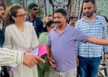 ഇന്നലെ വെറും 50 രൂപയുടെ കച്ചവടമാണ് എന്റെ റസ്റ്റോറന്റിൽ നടന്നത്, എന്റെ വേദന നിങ്ങൾ മനസിലാക്കണം, ദാരിദ്രം പറഞ്ഞ്  കങ്കണ