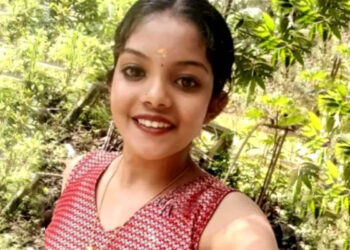 മാതാപിതാക്കളുടെ വേർപിരിയൽ, സ്കൂൾ മാറ്റവും കൂട്ടുകാരെ പിരിഞ്ഞതും കൂടുതൽ മനോവിഷമമുണ്ടാക്കി, കനിഷ്ക മുൻപും ആത്മഹത്യയ്ക്കു ശ്രമിച്ചിരുന്നതായി പോലീസ്, മരണത്തിൽ ദുരൂഹതയെന്ന് നാട്ടുകാർ