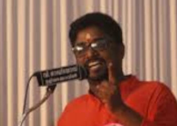 രാഹുൽ ​ഗാന്ധിയുടെ നെഞ്ചത്ത് വെടിയുണ്ട വീഴും… കൊലവിളി നടത്തിയ ബിജെപി നേതാവ്  പ്രിന്റു മഹാദേവിനെതിരെ കേസെടുത്ത് പൊലീസ്,   പ്രിന്റുവിന്റെ വീട്ടിലേക്ക് പ്രതിഷേധ മാർച്ച് നടത്തി കോൺ​ഗ്രസ് പ്രവർത്തകർ, പ്രത്യയശാസ്ത്ര യുദ്ധത്തിൽ പരാജയപ്പെട്ടപ്പോൾ ബിജെപി വധഭീഷണി മുഴക്കുകയാണെന്ന് പവൻ ഖേര