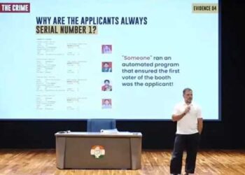 തെളിവ് ഞാൻ തരാം… വോട്ട് നഷ്ടപ്പെട്ടവർ വേദിയിൽ, ഹൈഡ്രജൻ ബോംബ് പുറകേ വരും!! കർണ്ണാടകത്തിലെ അലന്ത് മണ്ഡലത്തിൽ 6018 വോട്ടുകൾ ഒഴിവാക്കി, ഒഴിവാക്കിയത് വ്യാജ ലോഗിൻ ഉപയോഗിച്ച്!! വോട്ട് ചോരികളെ സംരക്ഷിക്കുന്നത് മുഖ്യ തെരഞ്ഞെടുപ്പ് കമ്മീഷണർ- രാഹുൽ ​ഗാന്ധി