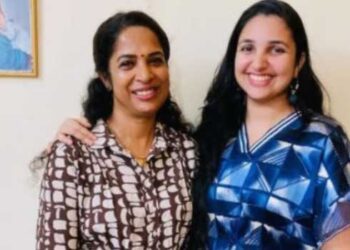 ‘സ്ത്രീകളെ അധിക്ഷേപിച്ചും അപമാനിച്ചും അരങ്ങത്ത് നിന്ന് അടുക്കളയിലേക്ക് ആട്ടിപ്പായിക്കാം എന്ന് കരുതുന്നവരോട്… ഇത്തരം ഉമ്മാക്കികൾ കാണിച്ചു വിരട്ടാം എന്ന് കരുതേണ്ട… അപവാദ പ്രചാരണങ്ങളും അശ്ലീല കഥകളും തളർത്തുകയില്ല മറിച്ച് അത് കൂടുതൽ ശക്തി പകരും’- ഷൈനിന് പിന്തുണയുമായി നടി റിനി