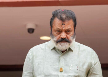 വേലായുധൻ ചേട്ടന് വീട് കിട്ടിയല്ലോ, കൊച്ചു വേലായുധൻമാരെ ഇനിയും കാണിച്ചുതരാം, നിവേദനം നിരസിച്ചത് കൈപ്പിഴയെന്ന് സുരേഷ് ​ഗോപി