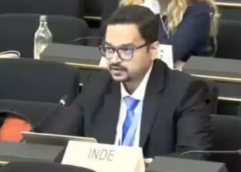 ഞങ്ങളുടെ ഭൂപ്രദേശത്തിനുമേല്‍ കണ്ണുവെക്കുന്നതിന് പകരം  കയ്യേറിയ ഇന്ത്യൻ പ്രദേശം ഒഴിഞ്ഞുപോകൂ… സ്വന്തം ജനങ്ങളെ ബോംബിട്ട് കൊല്ലുന്നു, കൂടാതെ ഇന്ത്യക്കെതിരെ അടിസ്ഥാന രഹിതമായ ആരോപണങ്ങളും, പാകിസ്ഥാനെ കുടഞ്ഞ് ഇന്ത്യ