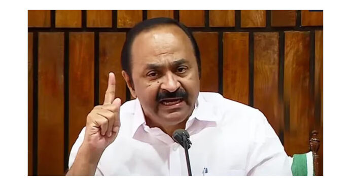സംസ്ഥാനത്ത് നടക്കുന്നത് പിണറായിയുടെ ദുർഭരണം, പിണറായി സർക്കാർ സപ്ലൈകോയെ തകര്‍ത്തു തരിപ്പണമാക്കി, ആശുപത്രിയിൽ പോകണമെങ്കിലോ നൂലും സൂചിയും പഞ്ഞിയും വാങ്ങണം, സംസ്ഥാന ഖജനാവില്‍ പൂച്ച പെറ്റുകിടക്കുകയാണ്, അടുത്ത തെരഞ്ഞെടുപ്പിൽ സിപിഐഎം എട്ടുനിലയിൽ പൊട്ടും- വി ഡി സതീശൻ