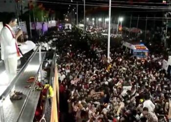 ദുരന്തം ബാക്കി, ഒന്നും മിണ്ടാതെ നടൻ ചെന്നൈയ്ക്ക് പറന്നു!! കരൂർ ദുരന്തത്തിൽ മരിച്ചവർക്ക് 10 ലക്ഷം രൂപ ധനസഹായം, പരുക്കേറ്റവർക്ക് ഒരു ലക്ഷം!! ജുഡീഷ്യൽ അന്വേഷണം പ്രഖ്യാപിച്ച് സർക്കാർ, സ്റ്റാലിൻ ഇന്ന് കരൂരിൽ