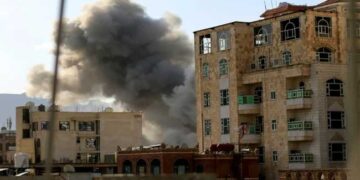 അമേരിക്കയുടെ നിലപാട് ഇസ്രയേലിന്റെ കുറ്റകൃത്യങ്ങൾ തുടരാൻ സഹായിക്കുന്നതാണ്… ഹൂതി നേതാവ് പ്രസംഗിച്ചുകൊണ്ടിരിക്കെ ആക്രമണം, ഡസൻ കണക്കിന് ഹൂതികൾ കൊല്ലപ്പെട്ടുവെന്ന് ഇസ്രയേൽ!! ഡസനൊന്നുമില്ല രണ്ടുപേരെന്ന് മറുപടി