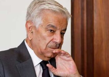 അഫ്ഗാനിസ്ഥാൻ പാക്കിസ്ഥാനിലേക്ക് നോക്കാൻ പോലും ധൈര്യപ്പെടില്ല, അവരുടെ കണ്ണുകൾ ചൂഴ്ന്നെടുക്കും, 50 മടങ്ങ് ശക്തിയിൽ തിരിച്ചടിക്കും!! പടിഞ്ഞാറൻ അതിർത്തിയിൽ ഇന്ത്യ നേരിട്ട തോൽവിക്ക് അഫ്​ഗാനിലൂടെ പകരം വീട്ടുന്നു, ഇന്ത്യക്ക് എപ്പോഴും പാക്കിസ്ഥാനുമായി യുദ്ധം ചെയ്യണം,- ഖ്വാജ ആസിഫ്