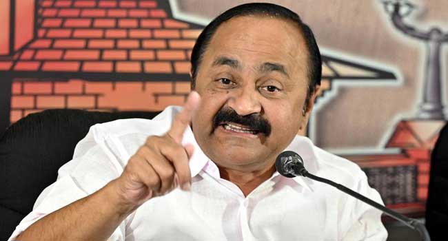 മുഖ്യമന്ത്രിയെ ബ്ലാക്മെയിൽ ചെയ്തതാര്? ശബരിമലയിൽ കോടതി ഇടപെട്ടില്ലെങ്കിൽ അയ്യപ്പന്റെ തങ്കവിഗ്രഹവും കളവ് പോയേനേ, പോറ്റി കുടുങ്ങിയാൽ എല്ലാവരും പെടും!! പോറ്റിക്ക് ഒത്താശ ചെയ്തുകൊടുത്തത് ദേവസ്വം ബോർഡും മന്ത്രിയും – വിഡി സതീശൻ