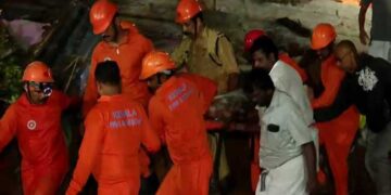 ദേശീയ പാതയ്ക്ക് മണ്ണെടുത്തത് ദുരന്തത്തിനു കാരണമെന്ന് നാട്ടുകാർ!! മണ്ണ് ഇടിയുമെന്ന് മുന്നറിയിപ്പ് നൽകിയിരുന്നു- അധികൃതർ, ബിജുവിനെ മരണം കവർന്നത് ഭക്ഷണം കഴിക്കാനായി സ്വന്തം വീട്ടിലേക്ക് വന്നപ്പോൾ, മൃതദേഹം പുറത്തെടുക്കാനായത് 6 മണിക്കൂറിനു ശേഷം, മകനെ ക്യാൻസർ കവർന്നെടുത്തത് ഒരു വർഷം മുൻപ്